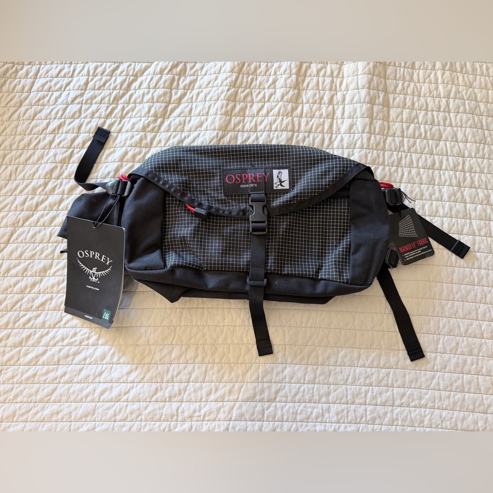 OSPREY Black Waist Pack with Red Accents
